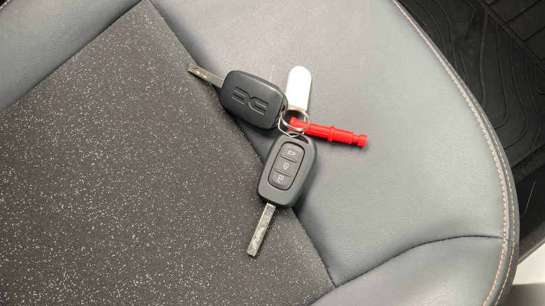 Dacia Spring 27kWh Extreme 65 48kW 5dr Auto Electric Hatchback